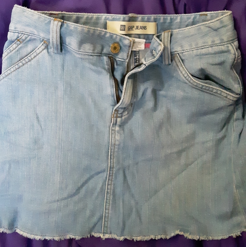 Gap Mini Demin Skirt medium